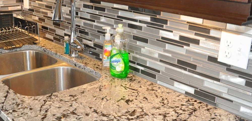 Exporter of Alaska White Granite