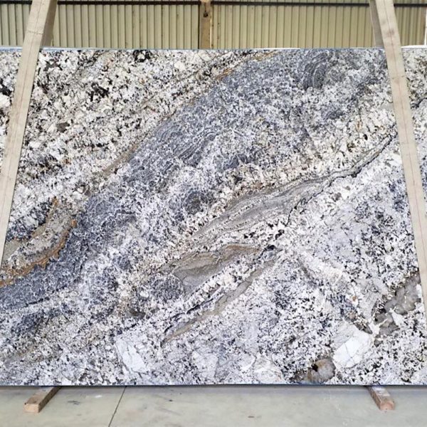 Manufacturer of Moulin Rouge Granite1