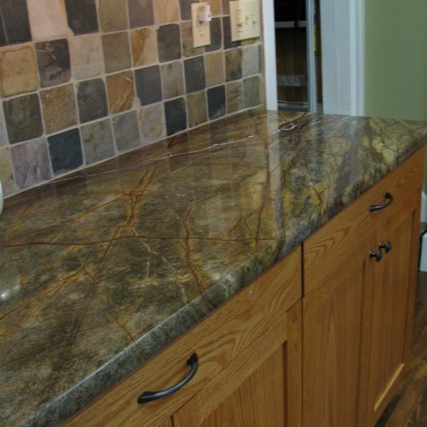 Manufacturer of Rainforest Green Marble